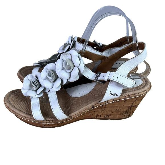 BOC Cornelis Wedge Sandals 10M White Floral Adjustable Ankle Strap Leather Upper - Picture 2 of 14